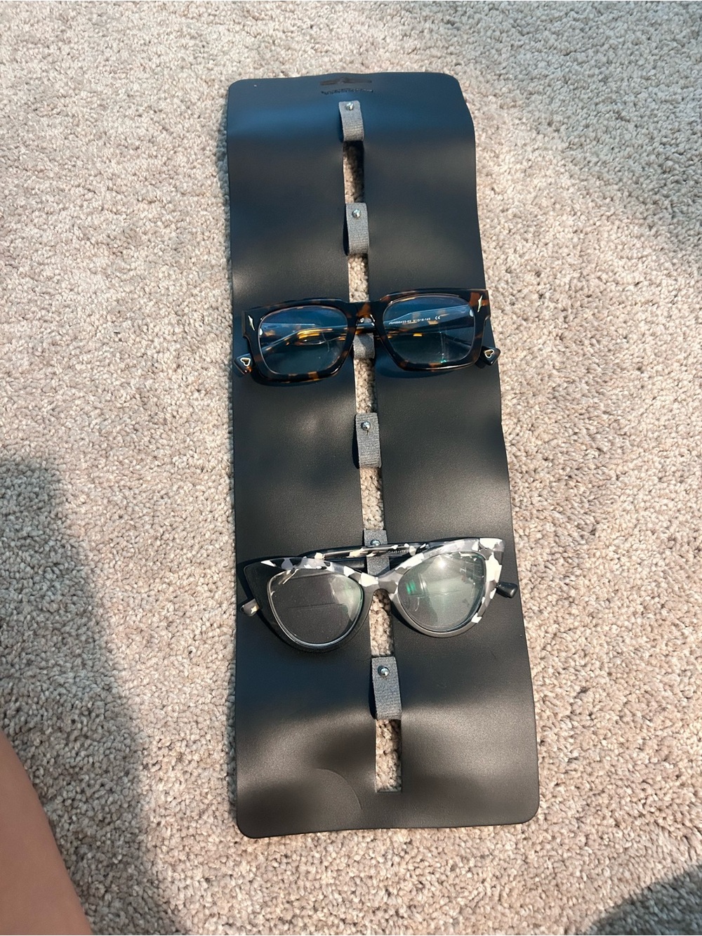 Sunglasses Display/organizer